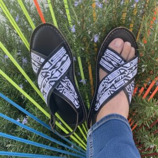 Huarache de piel hecho a mano tejido piso moda zj00769