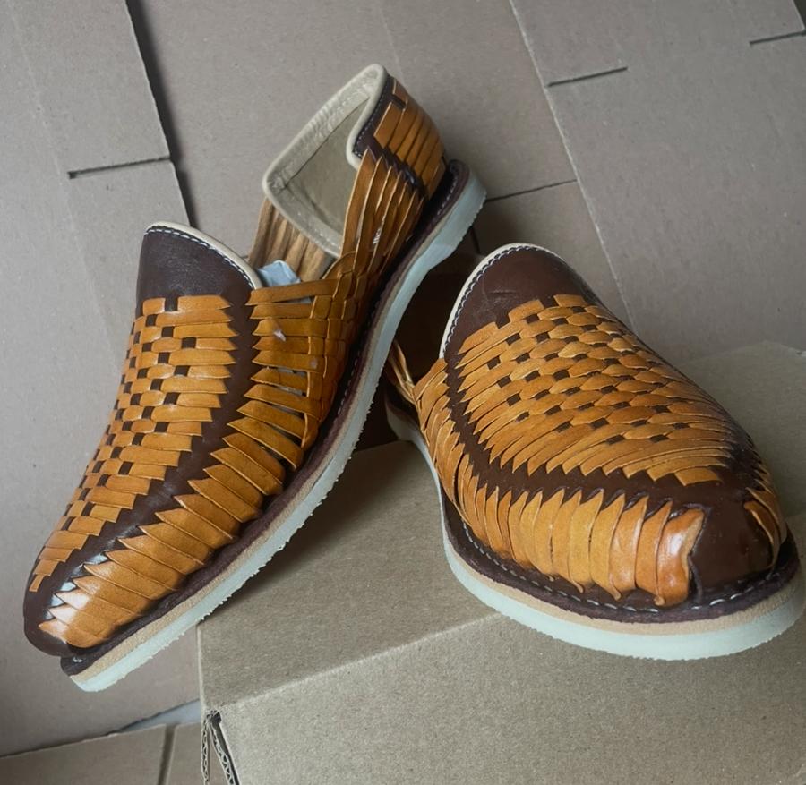 Huarache de piel hecho a mano tejido piso moda zj02992