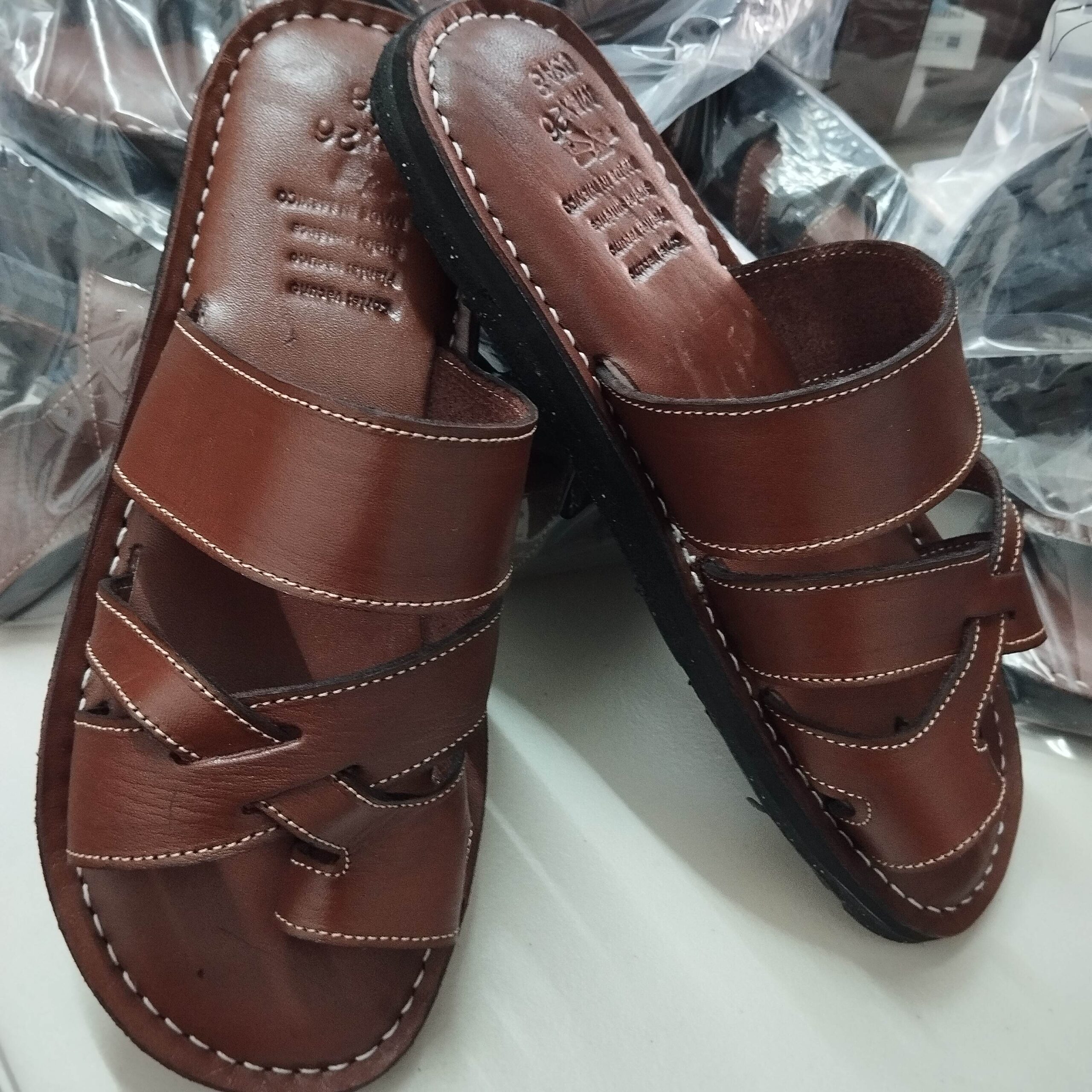 Huarache de piel hecho a mano tejido piso moda zj00678